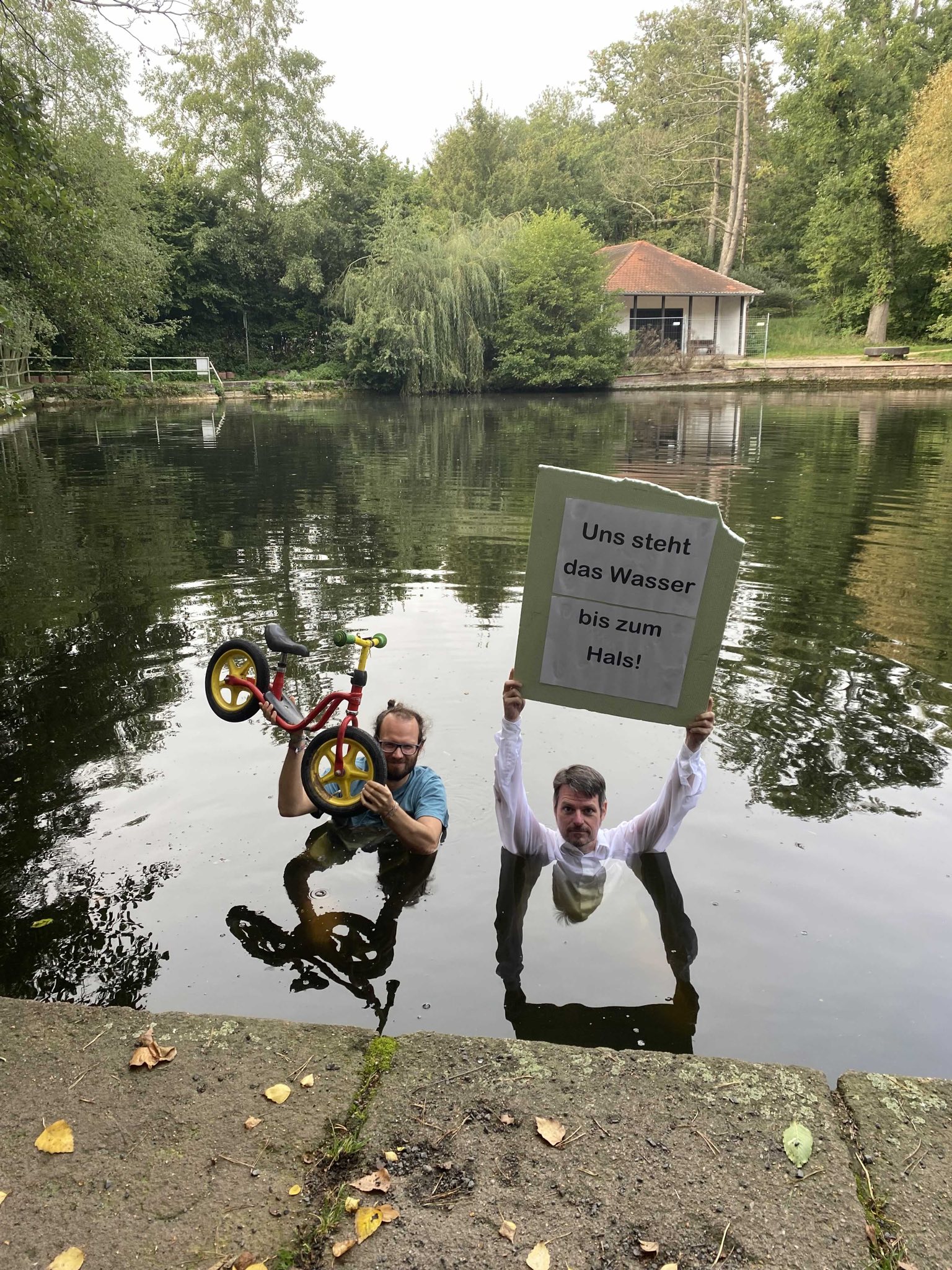 Uns Steht Das Wasser Bis Zum Hals Radentscheid Langen